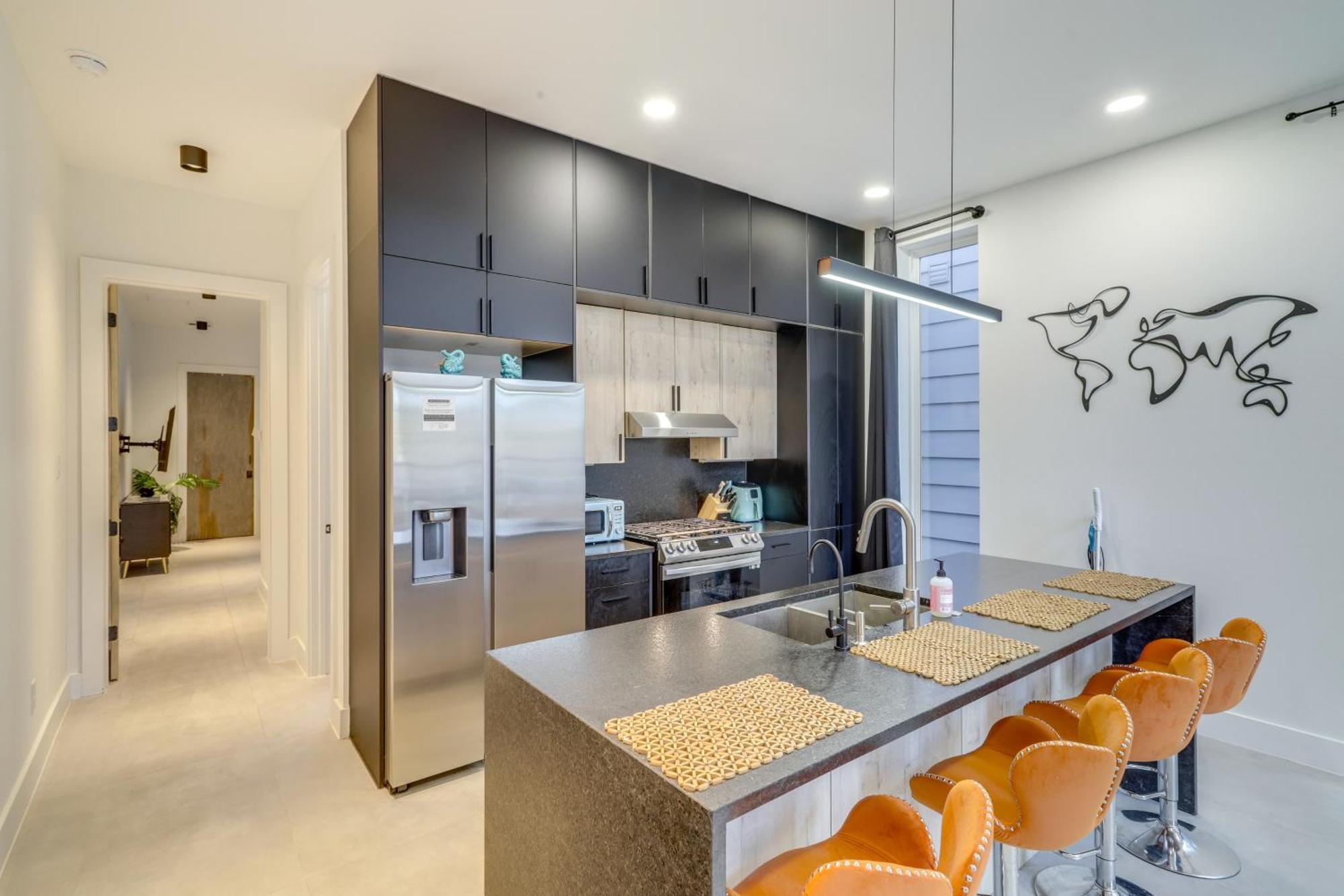 3 Mi To Dtwn Modern Townhome With Yard In Houston Exterior photo