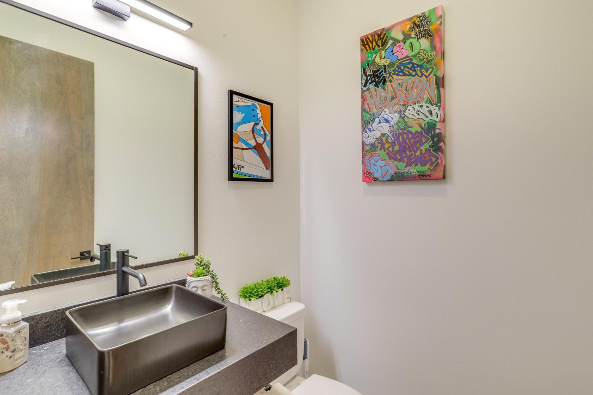 3 Mi To Dtwn Modern Townhome With Yard In Houston Exterior photo