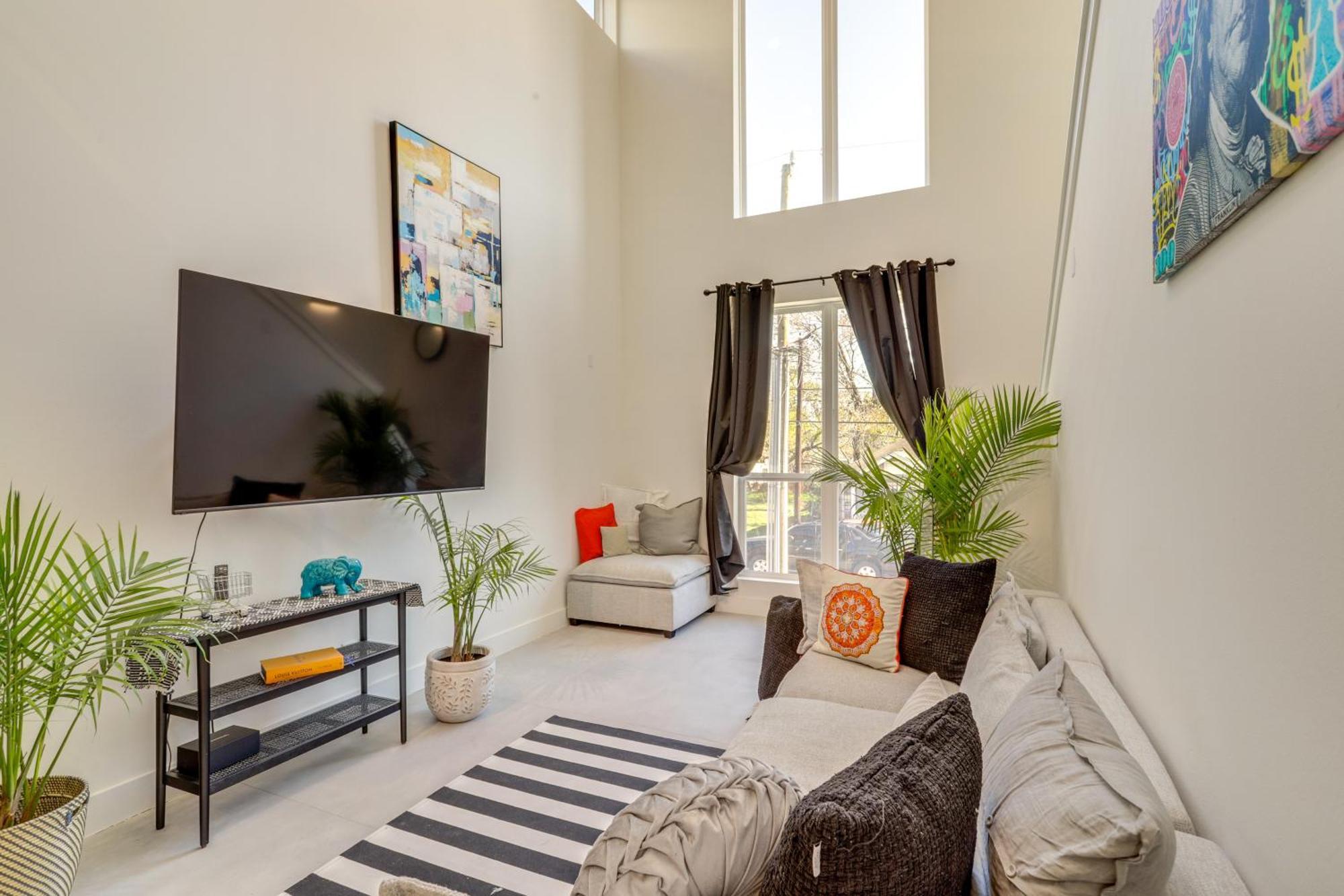3 Mi To Dtwn Modern Townhome With Yard In Houston Exterior photo