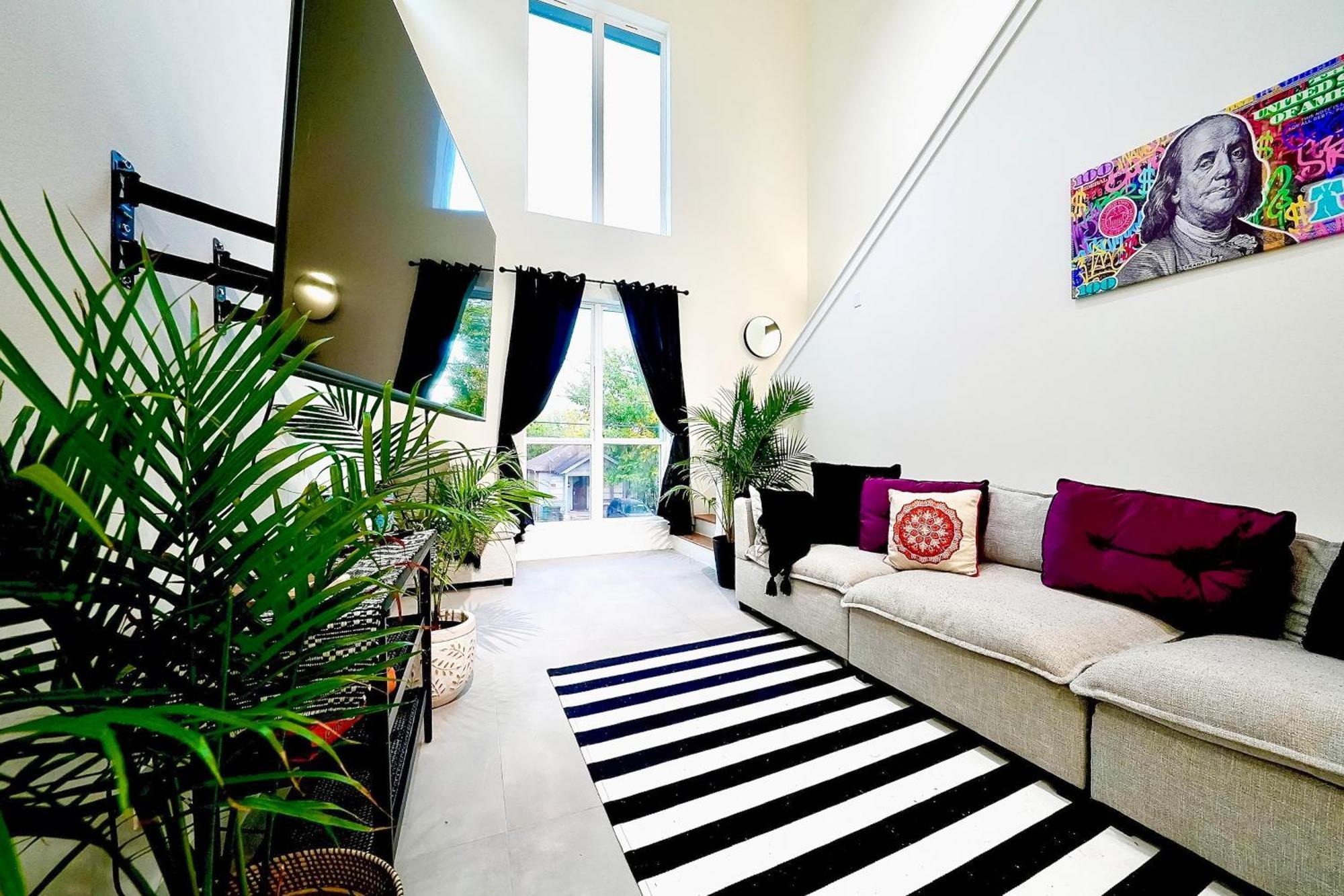3 Mi To Dtwn Modern Townhome With Yard In Houston Exterior photo